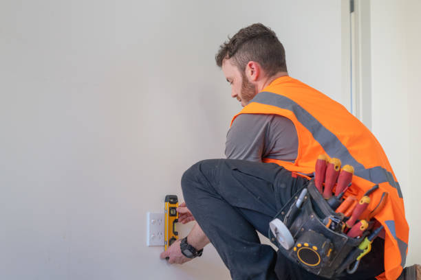 Best Affordable Electrician  in Cedarburg, WI